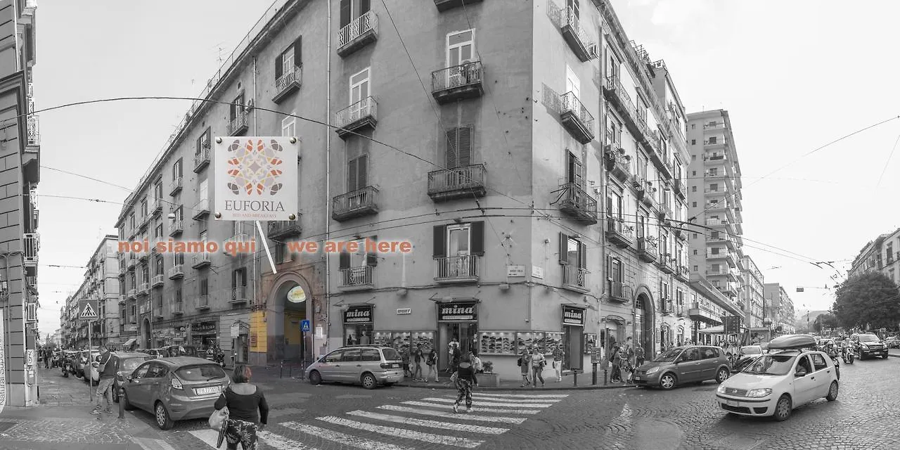 Bed and Breakfast Euforia Napoli - Tre Sedi - Three Locations 2*,